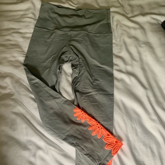 AERIE CHILL LEGGINGS - Picture 4 of 4